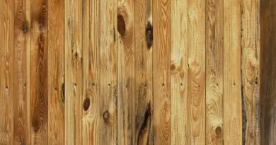 Installer une latte en bois