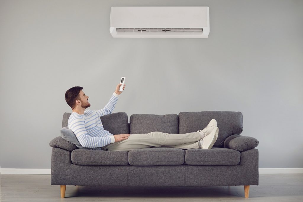 Un climatiseur à système divisé
