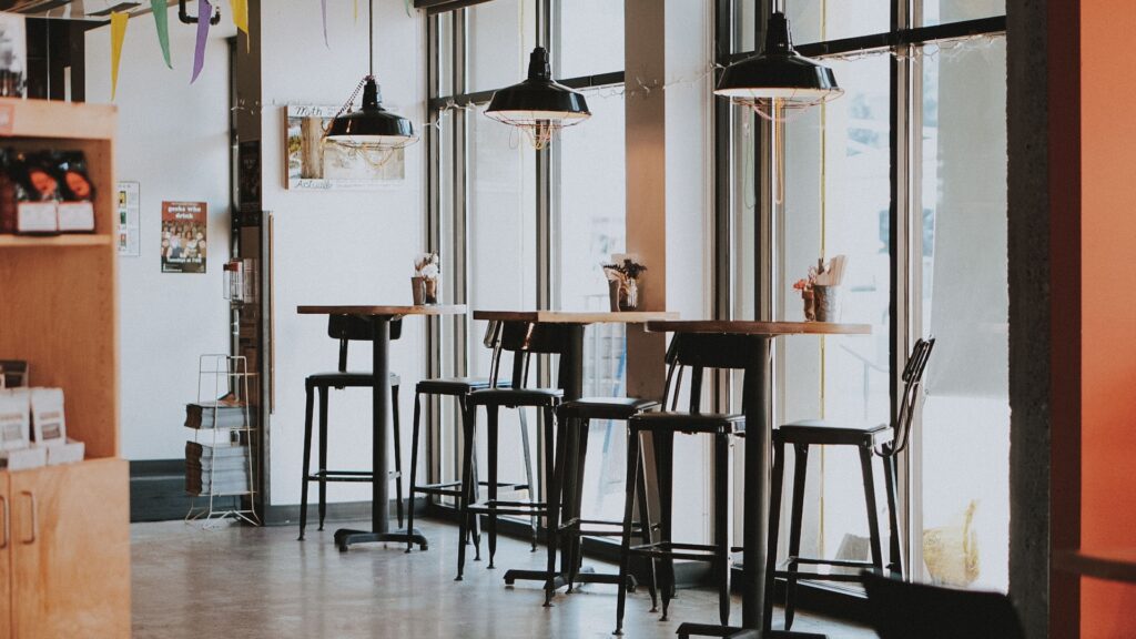 Les tabourets de bar réglable