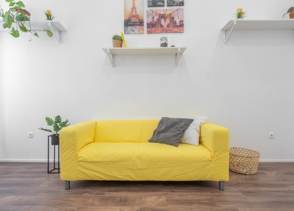 Choisir un canapé jaune