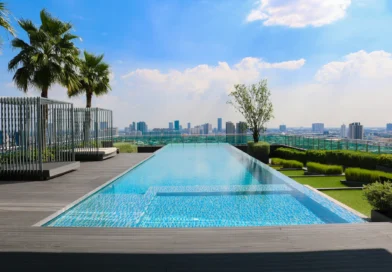 Piscines du futur : quelles technologies transforment l’installation et l’entretien en 2026 ?